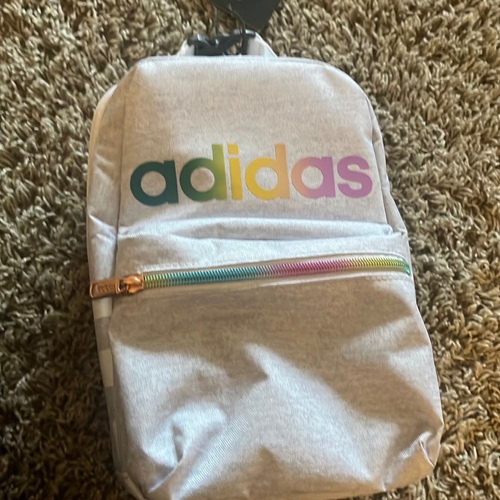 Brand new with tags Adidas Santiago 2 lunch bag